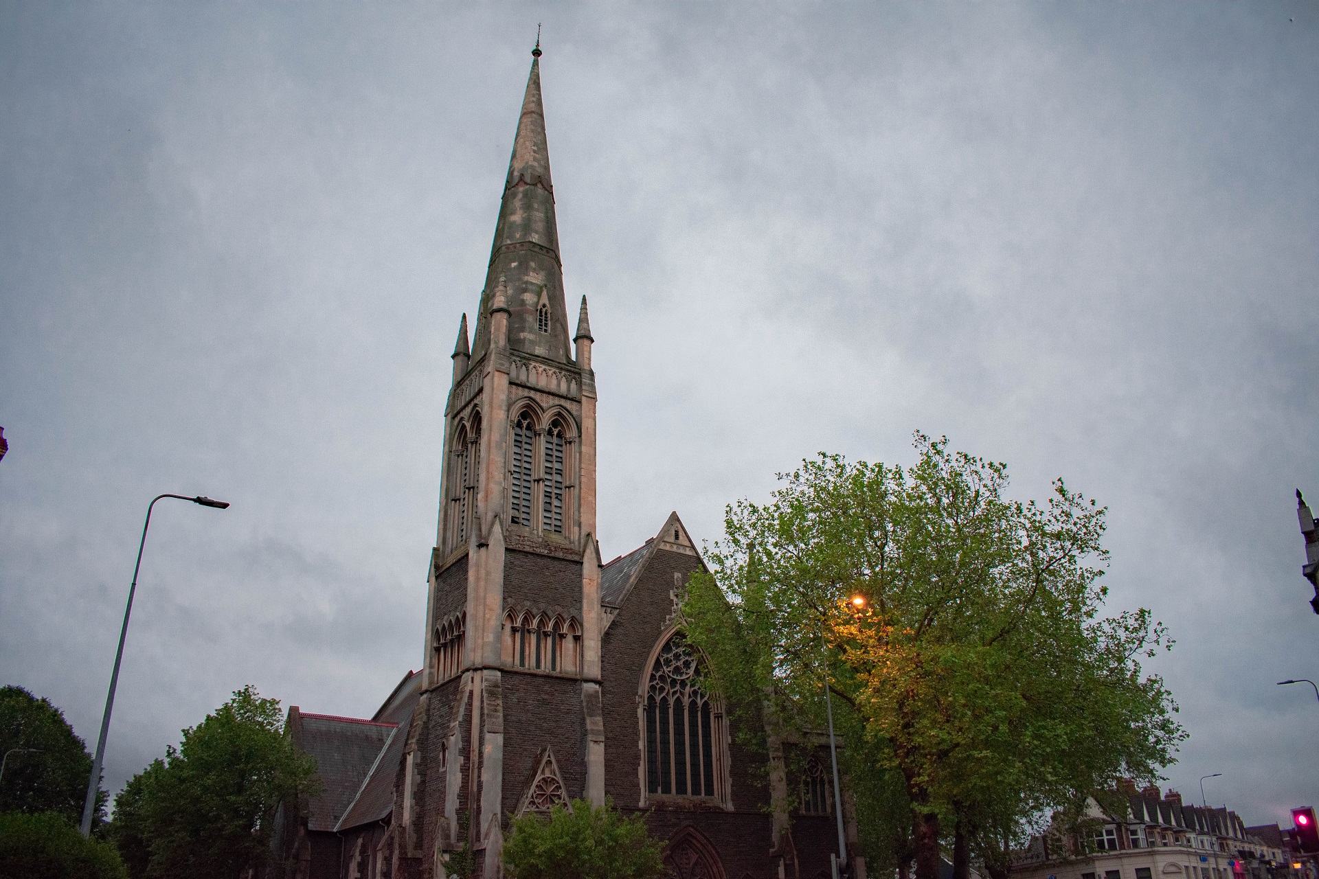 A photograph of St. Andrew's URC, Cardiff.
